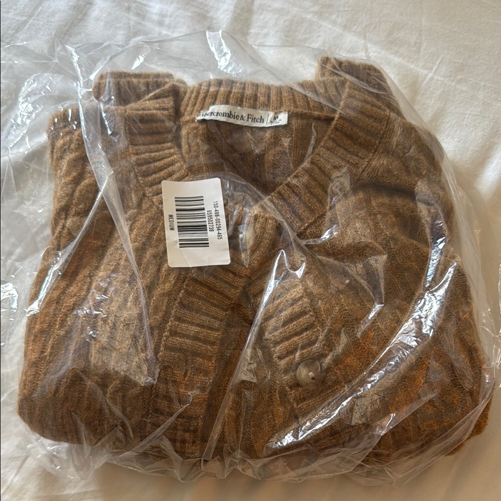 Abercrombie & Fitch Tan Knit Cardigan